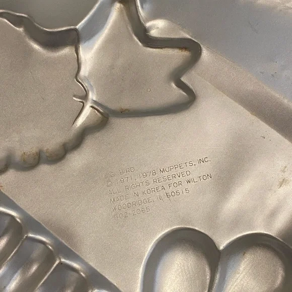 Vintage Wilton Cookie Monster Big Bird Cake Pan Aluminum Sesame Street Muppets - Picture 9 of 9